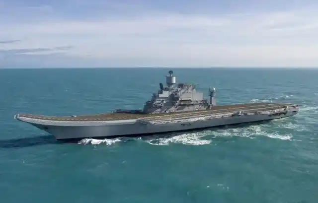 一直到2021年还没有彻底完工,打破了小型航空母舰的建造时间纪录,正常