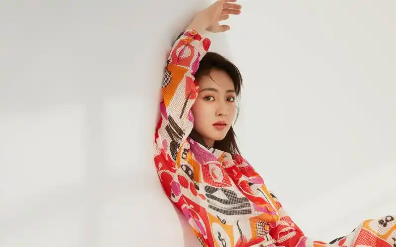 邢菲时尚写真图片桌面壁纸