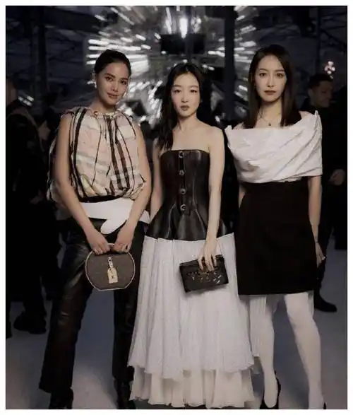 巴黎活动揭秘周冬雨宋茜同框身高差异凸显刘亦菲独具风采