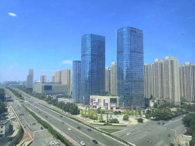 地铁口!346平拎包,长沙岳麓银盆岭绿地中央广场写字楼出租-长沙58同城