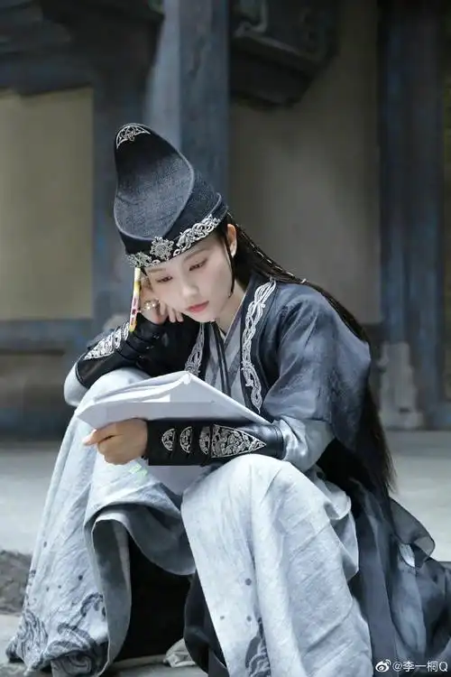 李一桐男装##李一桐苏玖儿男装造型