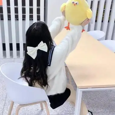 真人不露脸女生头像