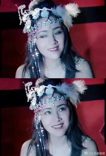 西游记里老鼠精的头饰衣裙都好时髦漂亮啊现在看都不过时