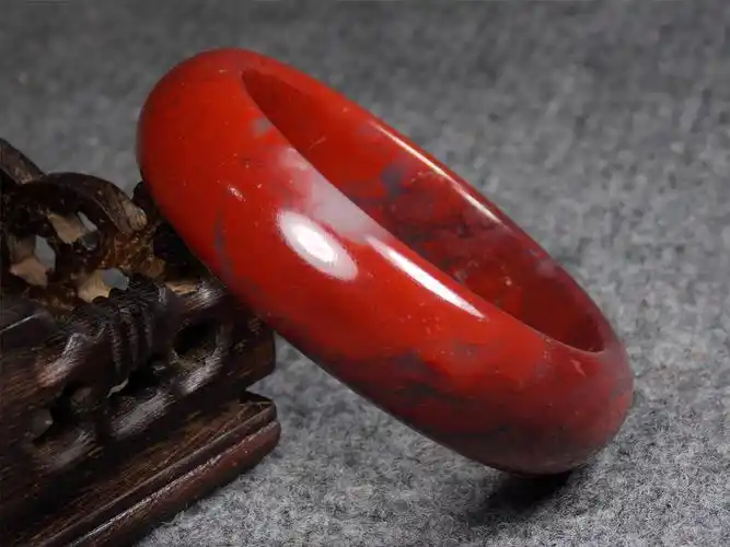 桂林鸡血玉玉石手镯全红料大红袍冻底女款天然玉镯56内径转运招财