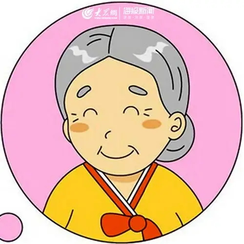 平凡岁月中的两个奶奶