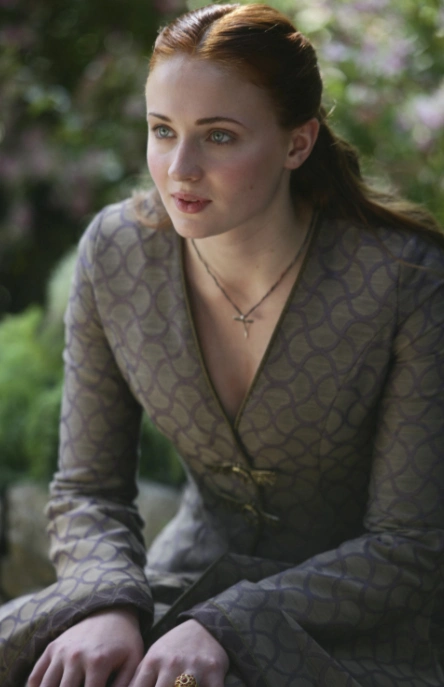 盘点《权力的游戏》中,在政坛,混得风生水起的三位女王大人!