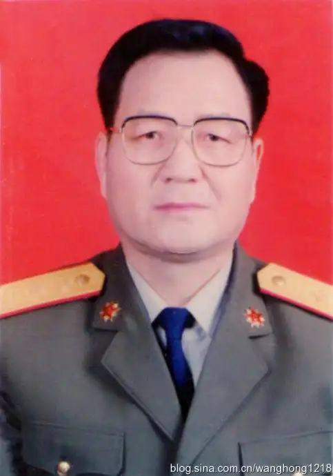 现任新疆军区副司令员.