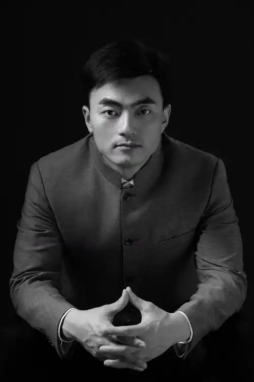 今晚丁文山除了带来精彩配音还会和刘曼一起尬舞内有福利