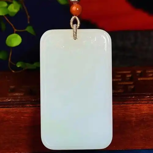 精品对牌和田玉羊脂玉白带翠无事牌挂件