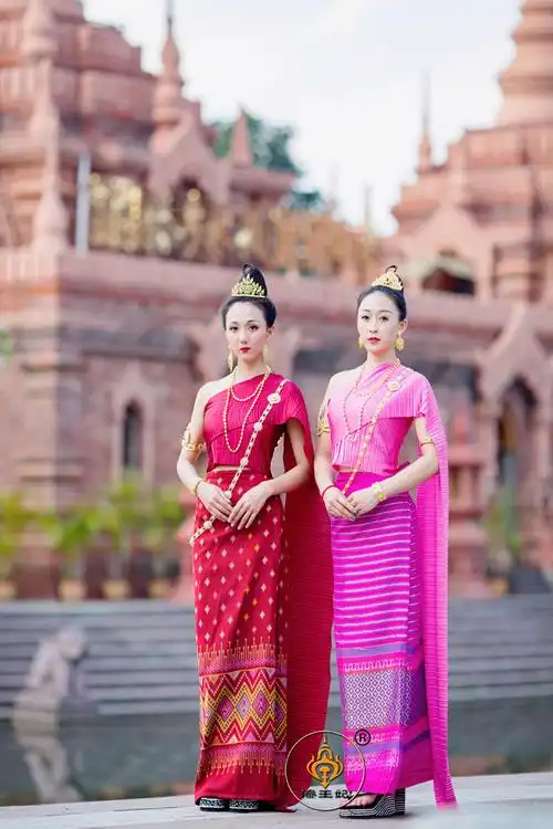 傣王妃服饰傣族服装女泰国皱褶披巾服装套装泼水节迎宾服日常服