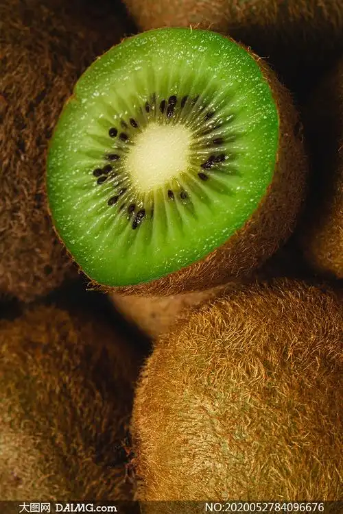 毛茸茸猕猴桃近景特写摄影高清图片_大图网图片素材