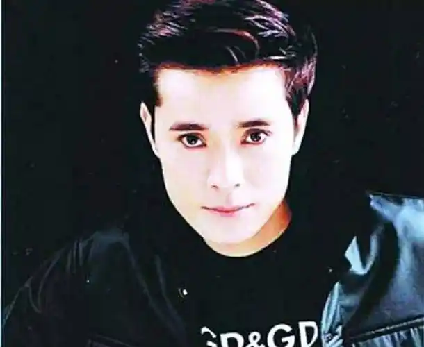 还记得他吗广东情歌王陈汝佳晚秋的原唱40岁就英年早逝