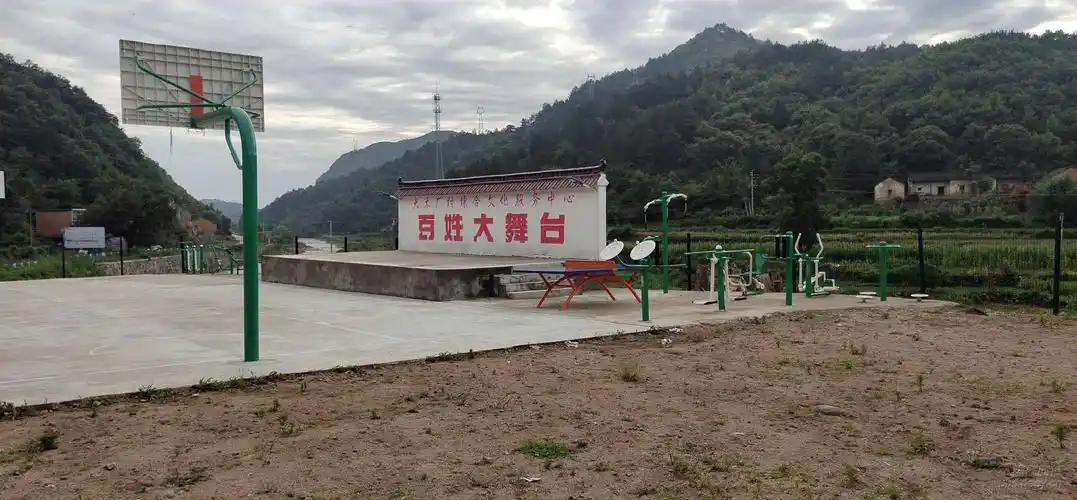 农村新天地百姓大舞台