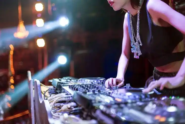 中国dj难当全球百大