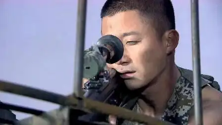 我是特种兵:何晨光扣下扳机,直接狙掉蓝军司令,取得了战斗胜利-电视剧