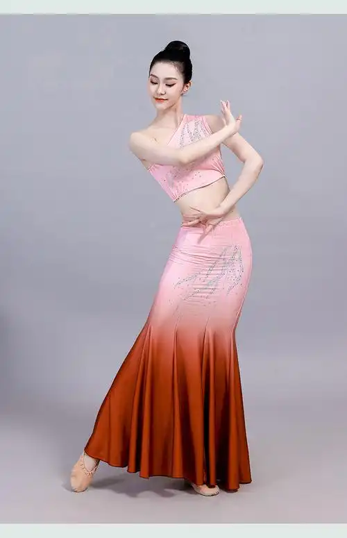 西双版纳傣族服装舞蹈演出服孔雀舞鱼尾半身裙艺考跳舞服练功裙女