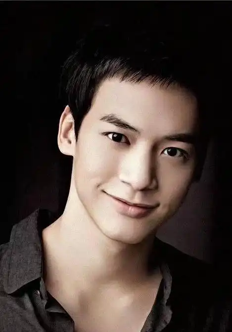 泰国最帅男明星:mike的颜值不输push推哥