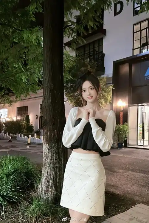 kpl解说灵儿晒照哎呀还是穿拖鞋舒服呀