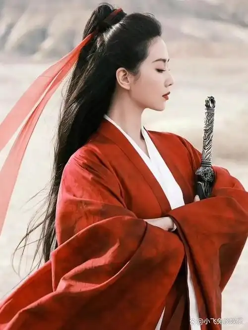 我们就来盘点一下那些影视剧中的古装绝美红衣造型角色,从《陈芊芊》