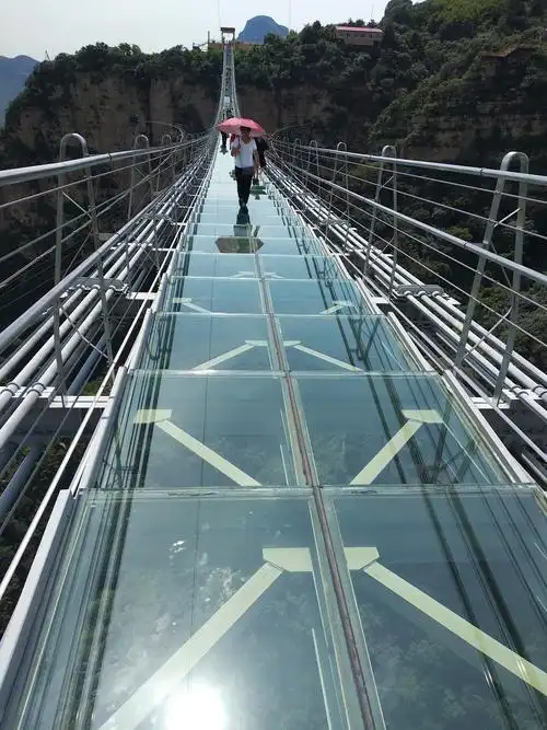 石家庄红崖谷亚洲第一玻璃吊桥