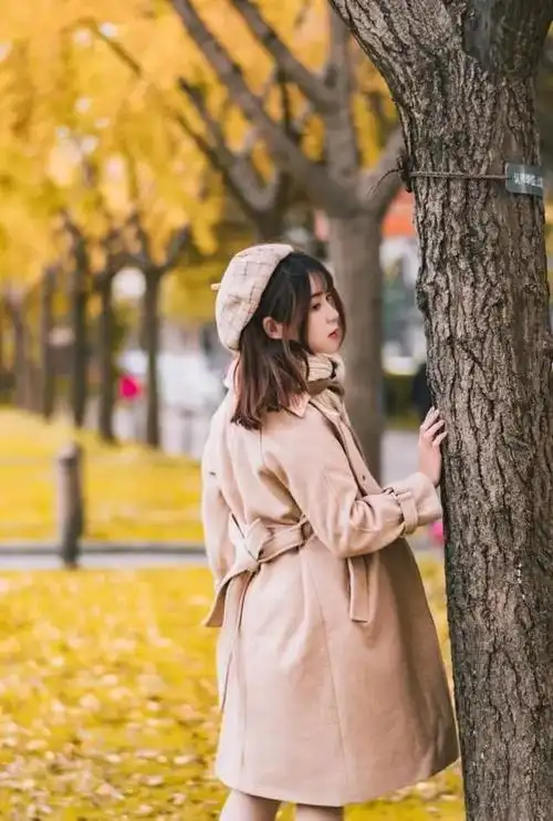 女生日常拍美照8个简约不做作的姿势拍出你的各种美