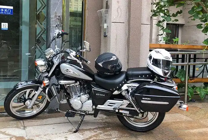 出自豪爵铃木,售11800元,舒适稳定,国产太子中的"神车"