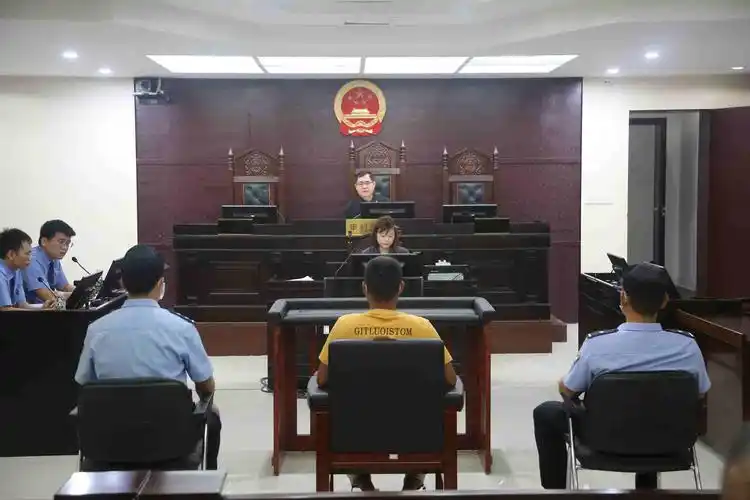 昌江法院集中开庭审理5起危险驾驶罪案件(图)