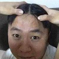 超级中分丑男头像搞笑 中分发型丑男表情图【点击鼠标右键下载】