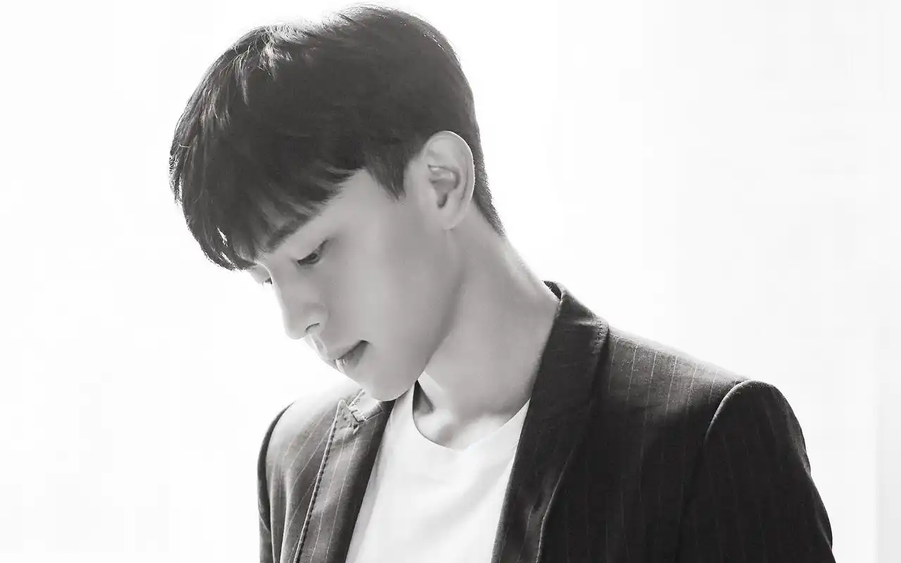 邓伦高清电脑桌面壁纸