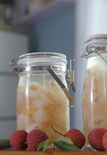 荔枝酒如何做的清新甘甜选用桂味荔枝和清酒还有这5步