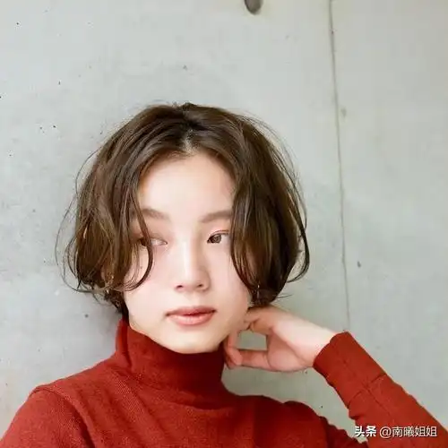 五十岁女性短发发型图片,五十岁女人的发型怎么才好看 - 珍缘易学