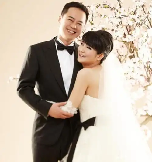 离婚三年后 selina祝福前夫新恋情:我们是亲人也是朋友