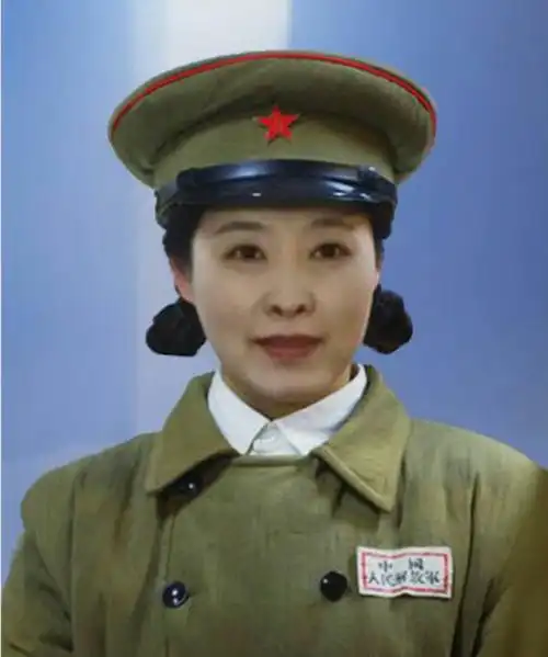 我穿上了军装 写美篇2017年8月1日中国人民解放军建军节,我穿上了军装