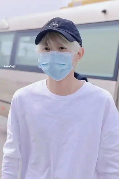 王源全新创作ep叮叮猫儿##王源23岁且放青山远