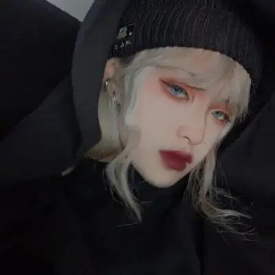 霸气冷血女头像 2020超好看黑暗系女生头像