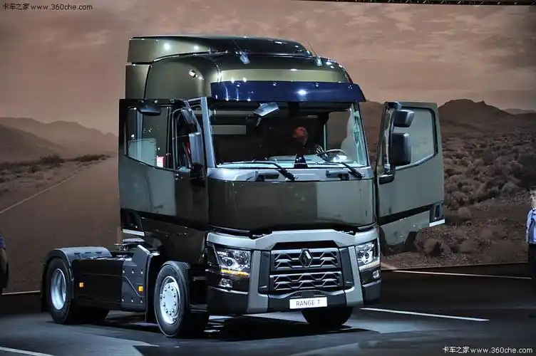 外形大胆脱俗 雷诺推全新欧六系列重卡_卡车之家