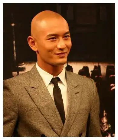 男明星到底真帅假帅剃个光头大家就知道了看看谁最帅吧
