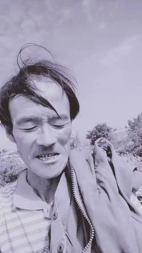 打酸枣趁这个打酸奶看一哈我那朝思暮想的妹妹苏文沧桑大叔陕北民