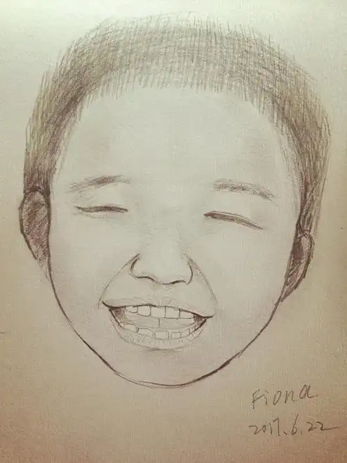 爱笑的小孩,素描