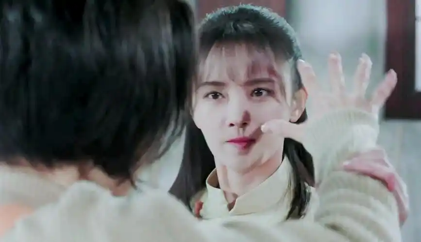 鞠婧祎穿什么都美不愧是天下第一美女请赐我一双翅膀林九歌