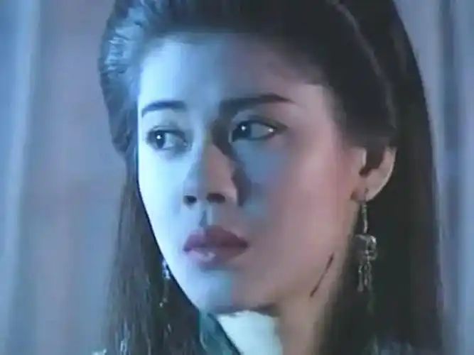 任盈盈梁佩玲近况曾遇车祸大难不死55岁仍未婚与闺蜜作伴