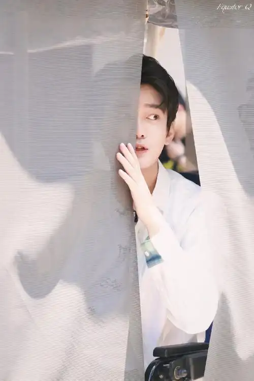 20240525 披荆斩棘的哥哥 上班  帘子里长了可爱宝 疯狂心动  @熊梓淇