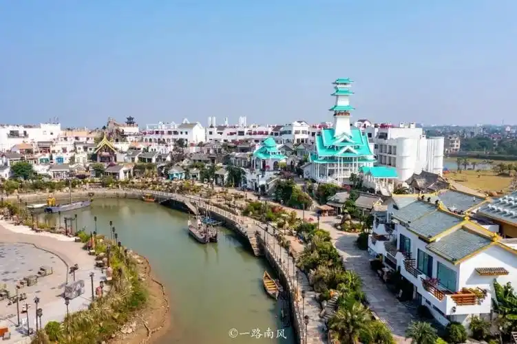 北海是广西面积最小的城市,也是我国最美的海滨城市之一,人称"小三亚"