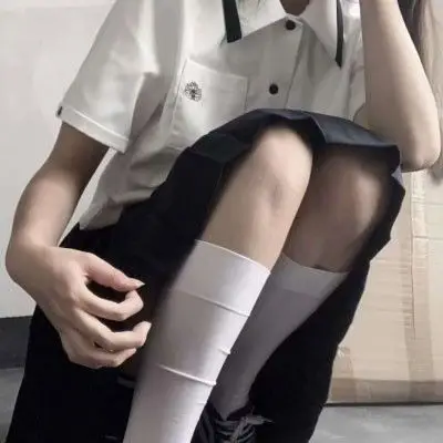 >                 女生下半身腿控头像 相关标签 性感女神部位下半身