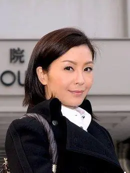 陆思凝(伍咏薇饰演)