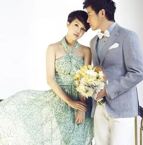 陆毅鲍蕾恩爱婚纱照 诠释婚姻真谛|微刊 - 悦读喜欢