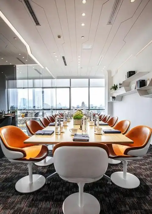 个性化办公室装修彰显高端办公区域