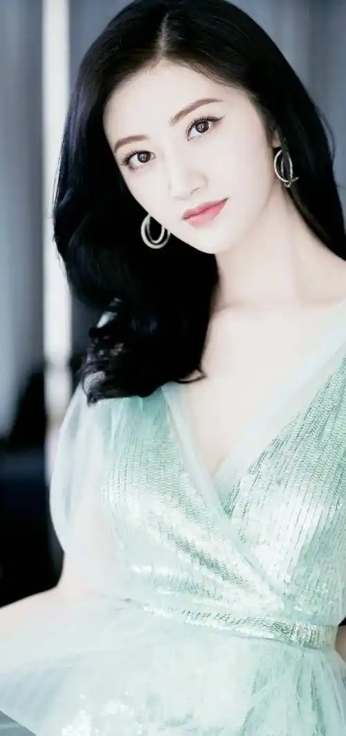 深v礼服惊艳超美气质笑容甜美魅力销魂景甜超清美图大片