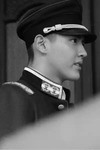 吴亦凡军装 南洋街开街仪式