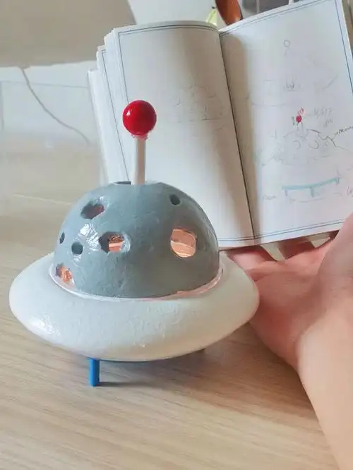 谁会不喜欢宇宙飞船呢04石塑粘土飞船灯